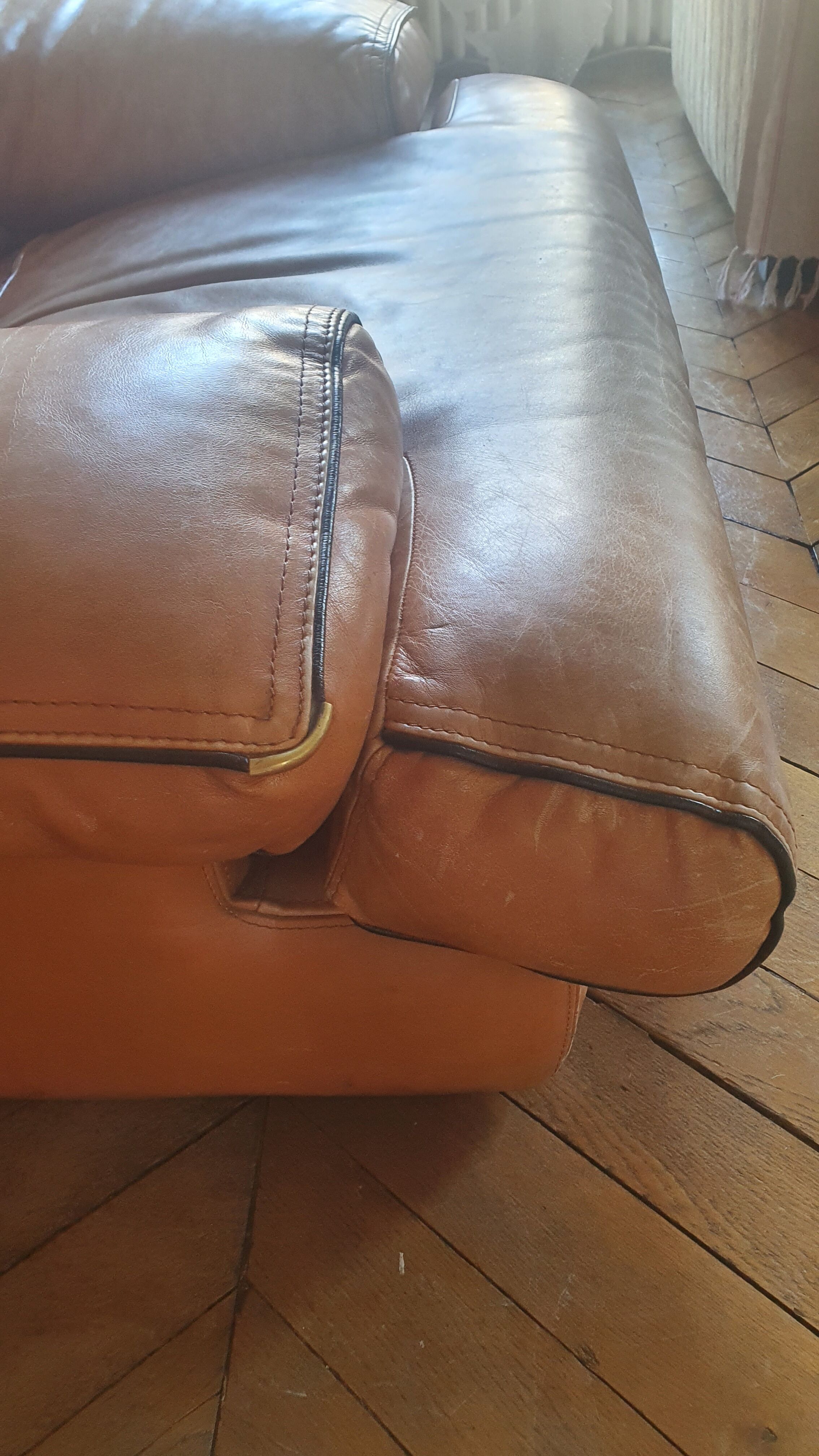 Fauteuil cuir Roche Bobois 1970