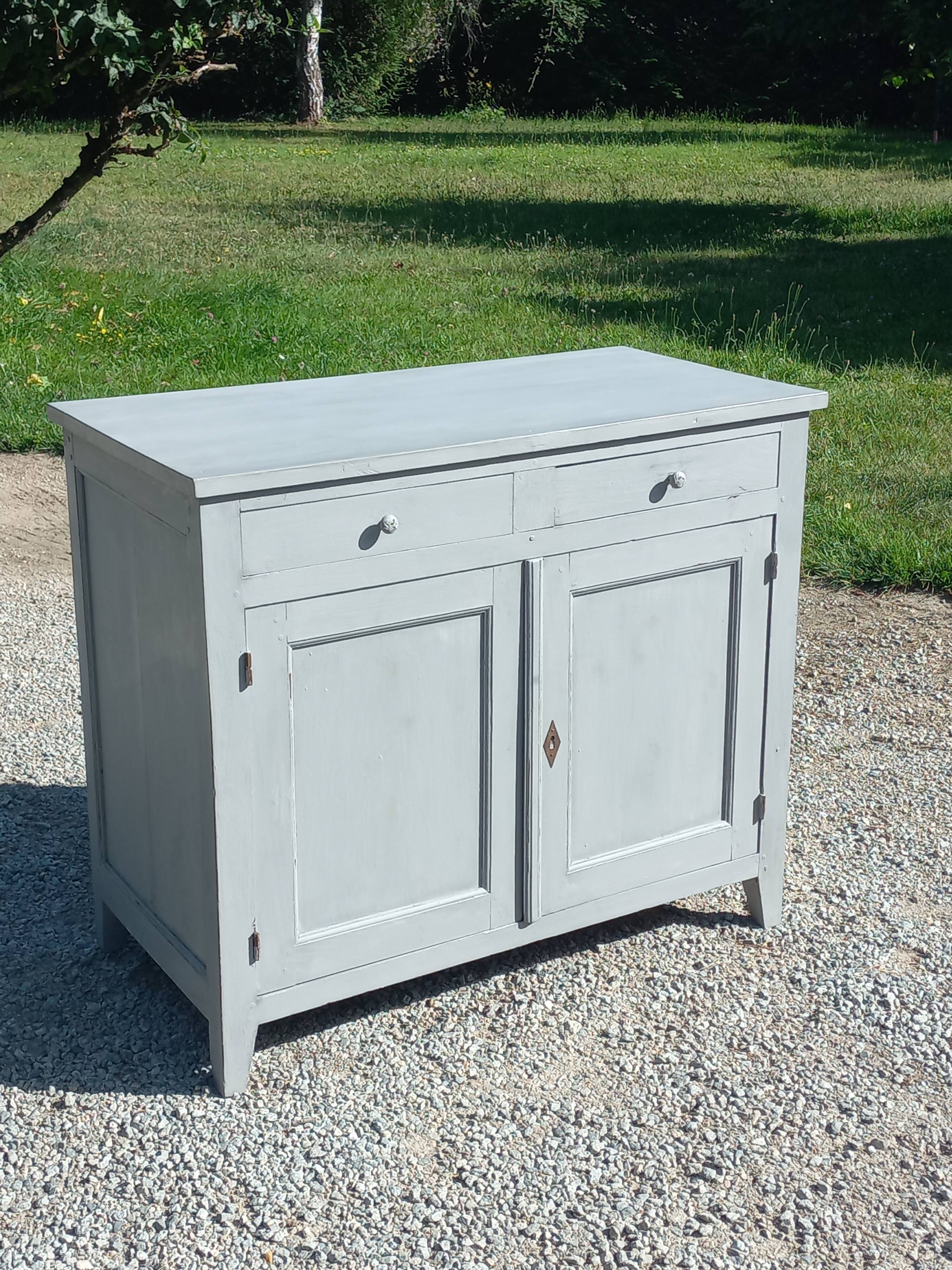 Parisian sideboard in oak and walnut 2 doors 2 drawers from the 20s