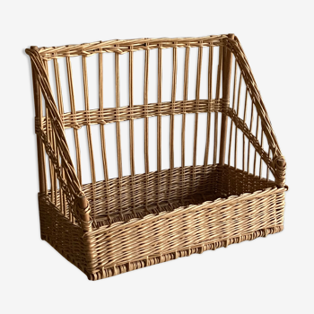 Bakery display basket