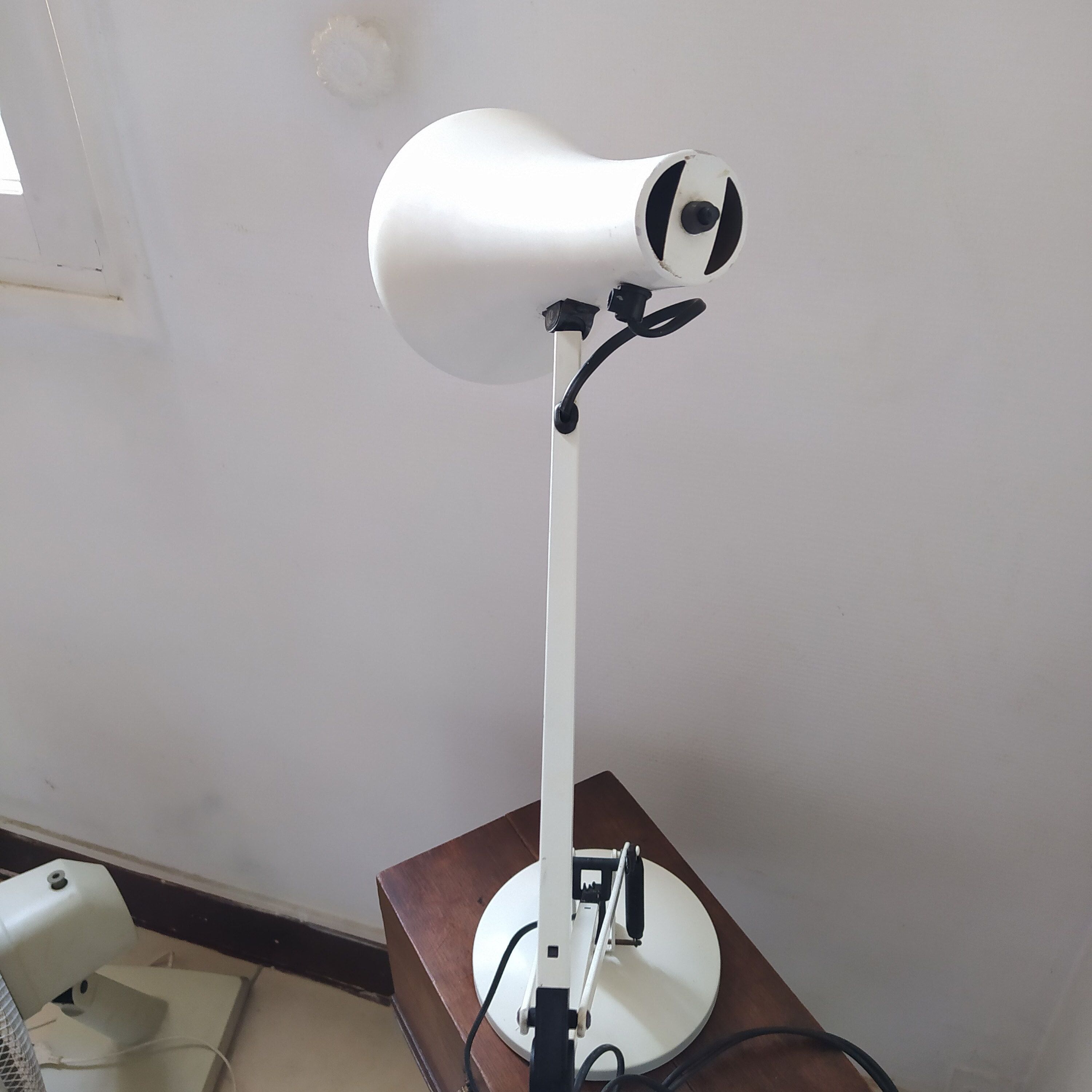 Lamp architect anglepoise designer carwardine