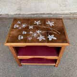Solid wood and ceramic kitchen shelf