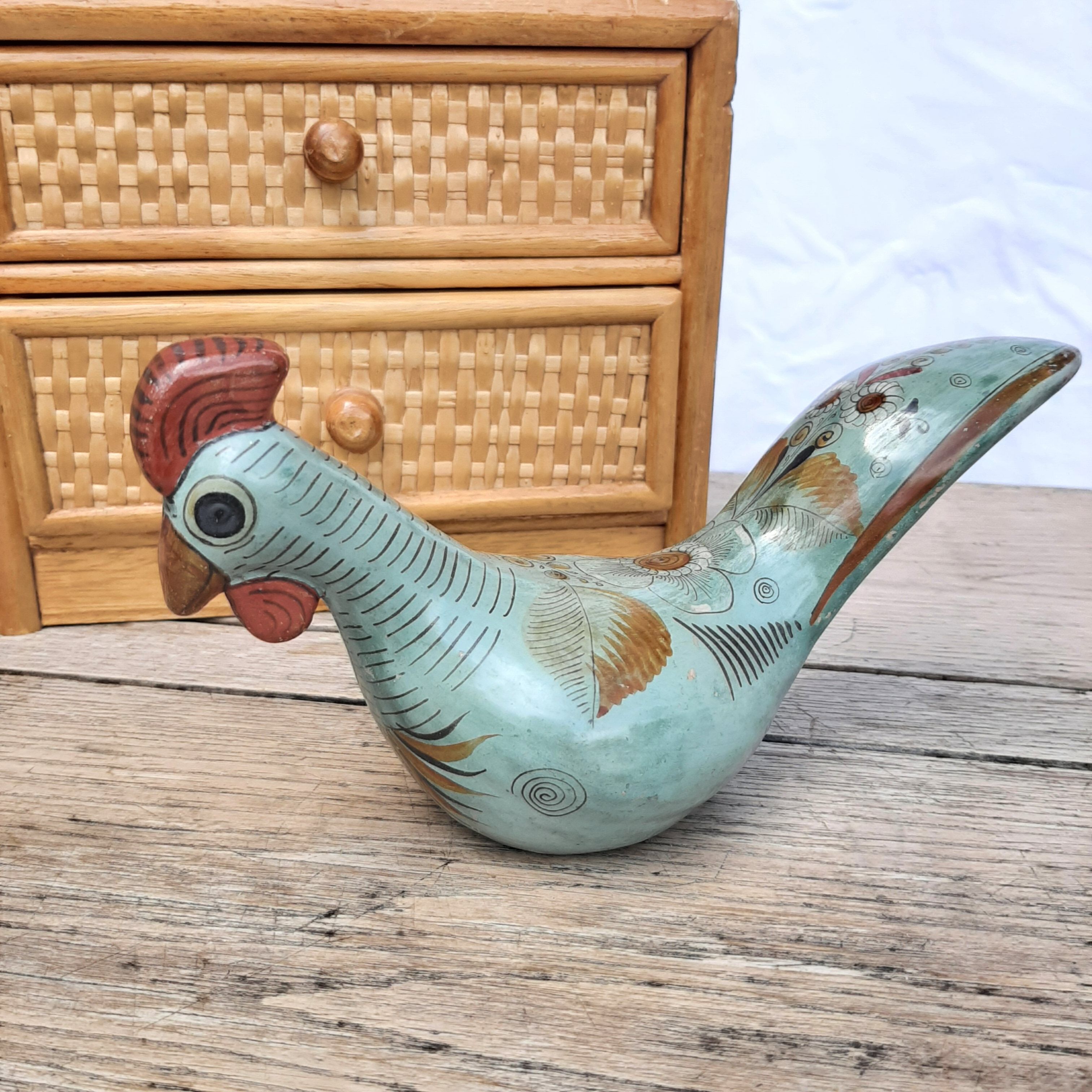 Ceramic vintage hen Handicrafts from Mexico