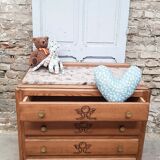 Art Deco chest of drawers