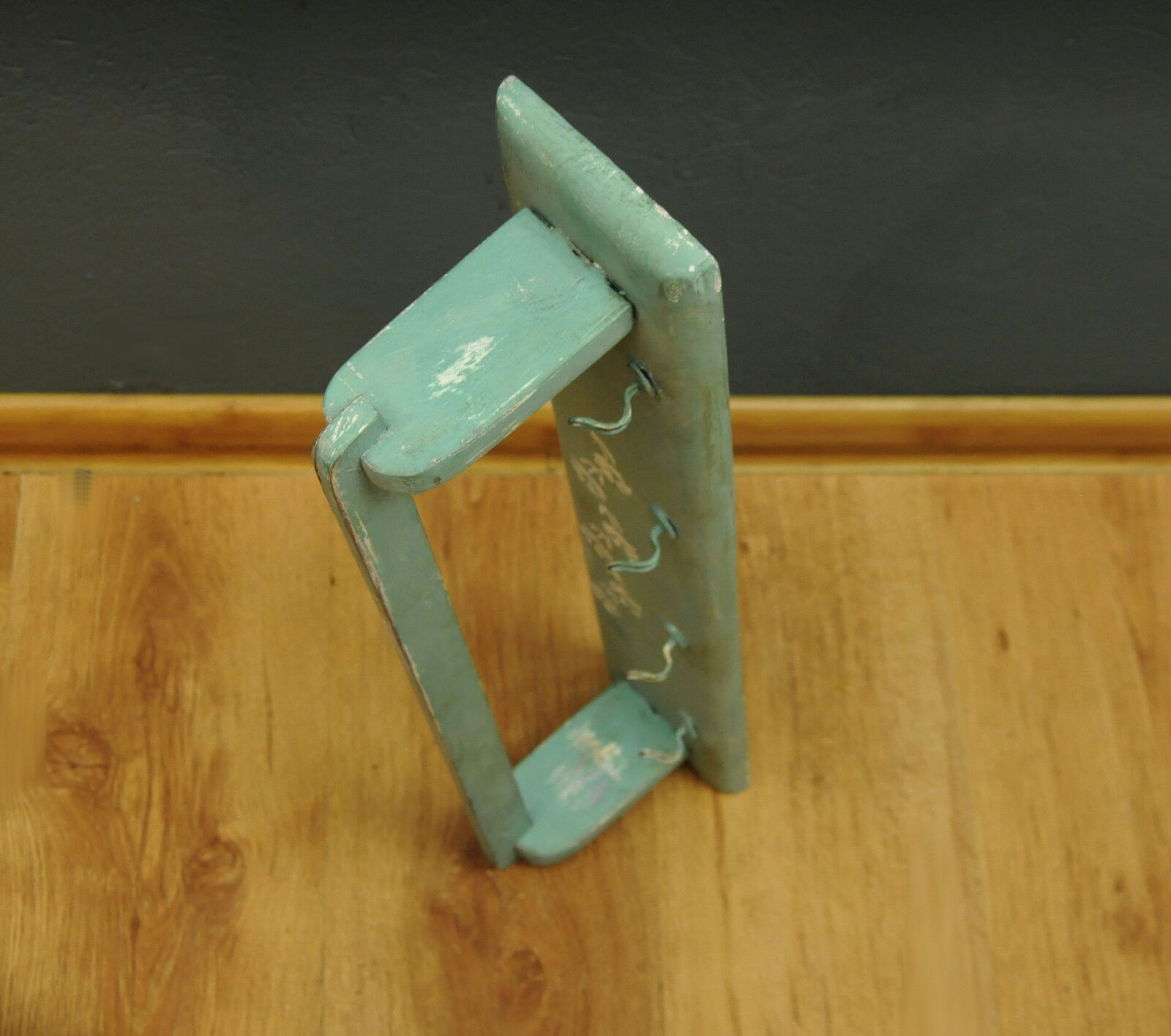Shabby chic shelf, scandinavian design