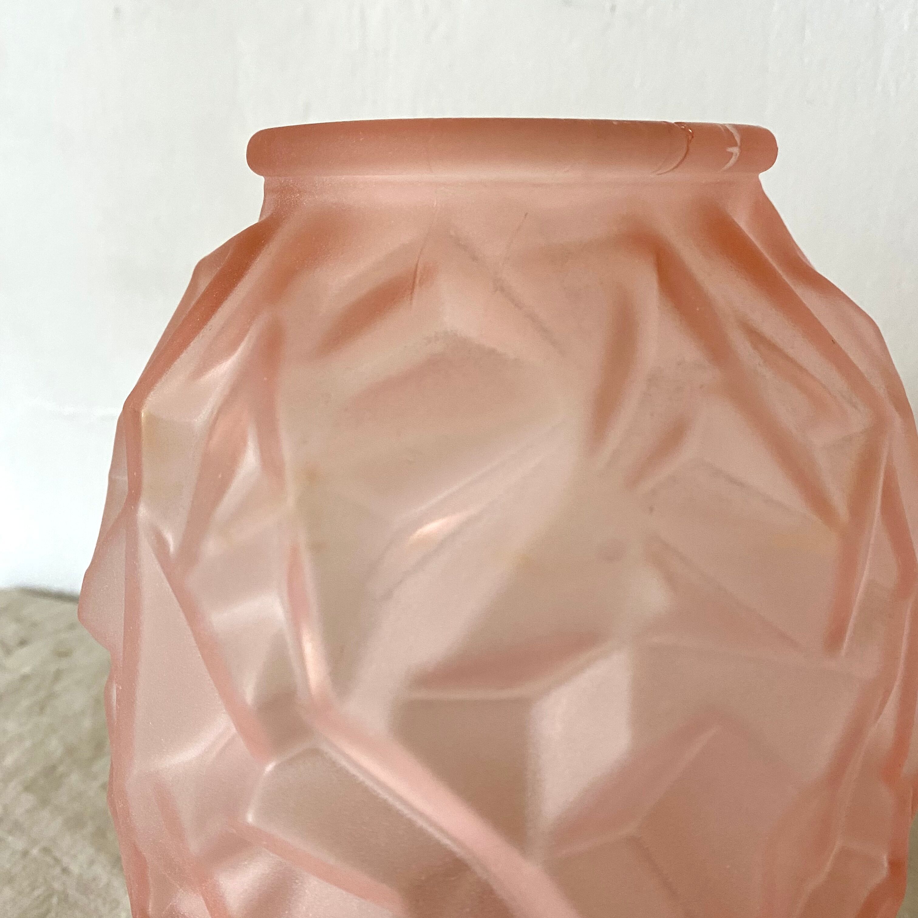 Art Deco vase in pink frosted glass