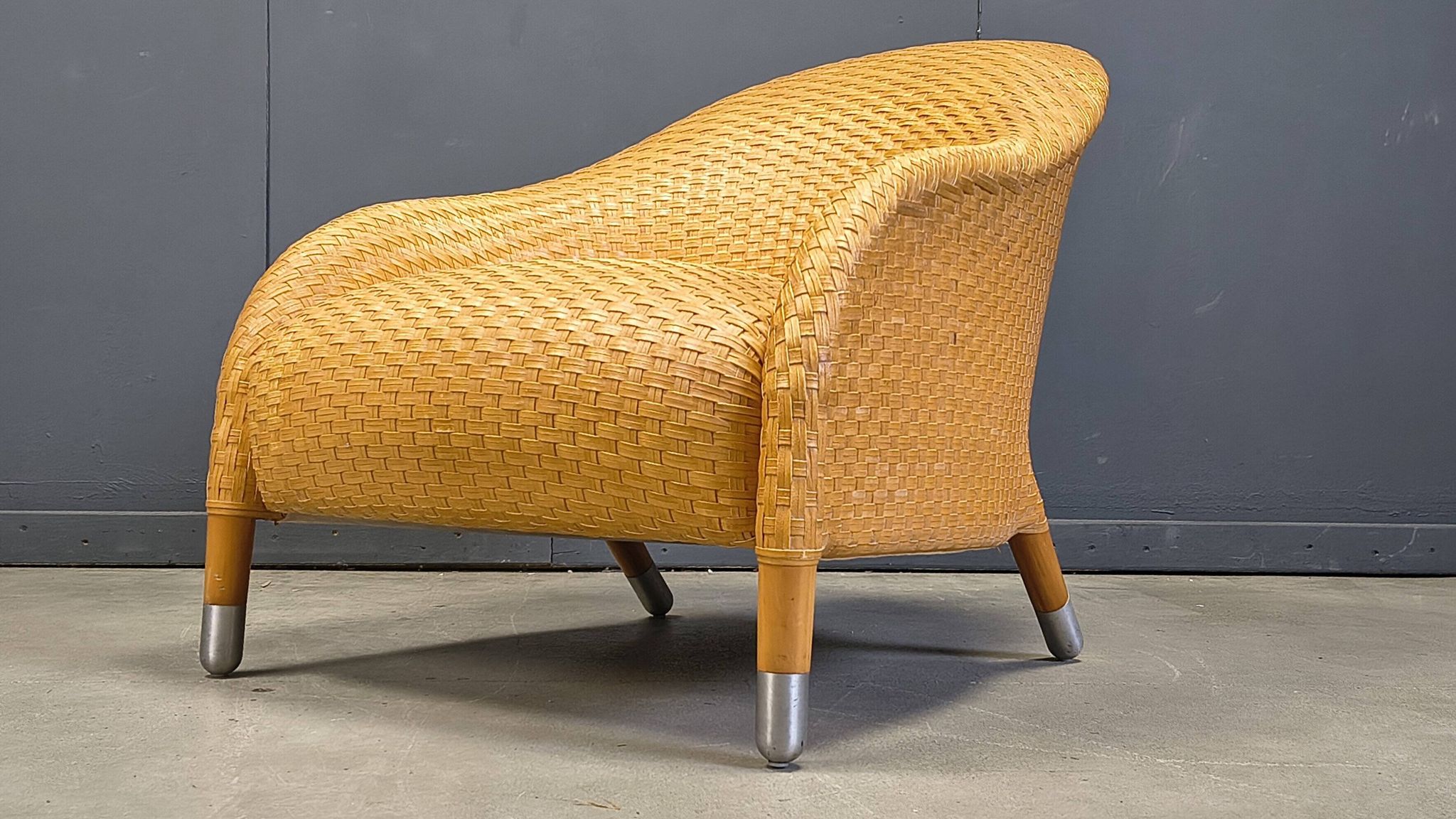 Antonio Citterio braided leather armchair, 1980s