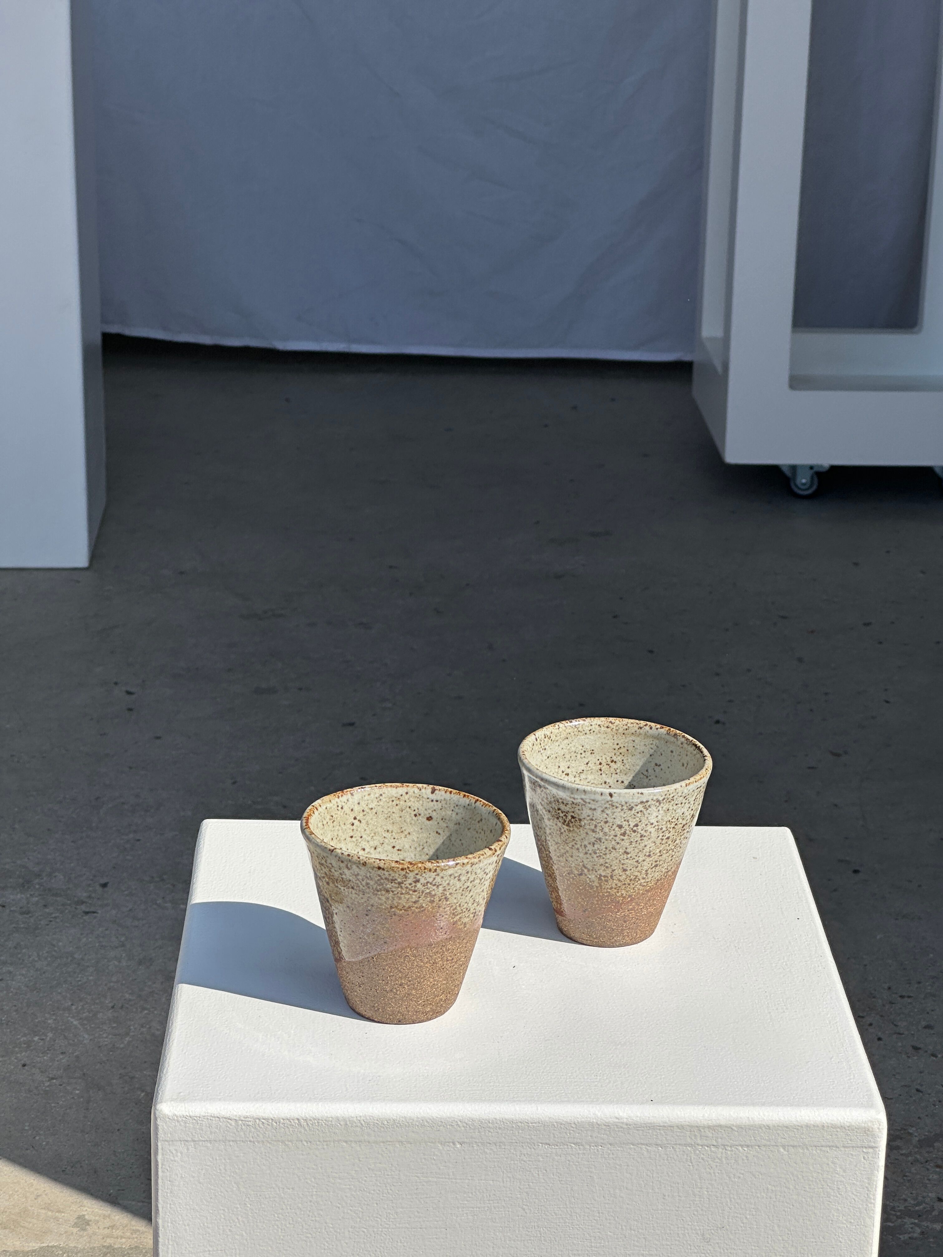 Set of 2 cups in Indonesian ceramic (brown & speckled glazed matte)