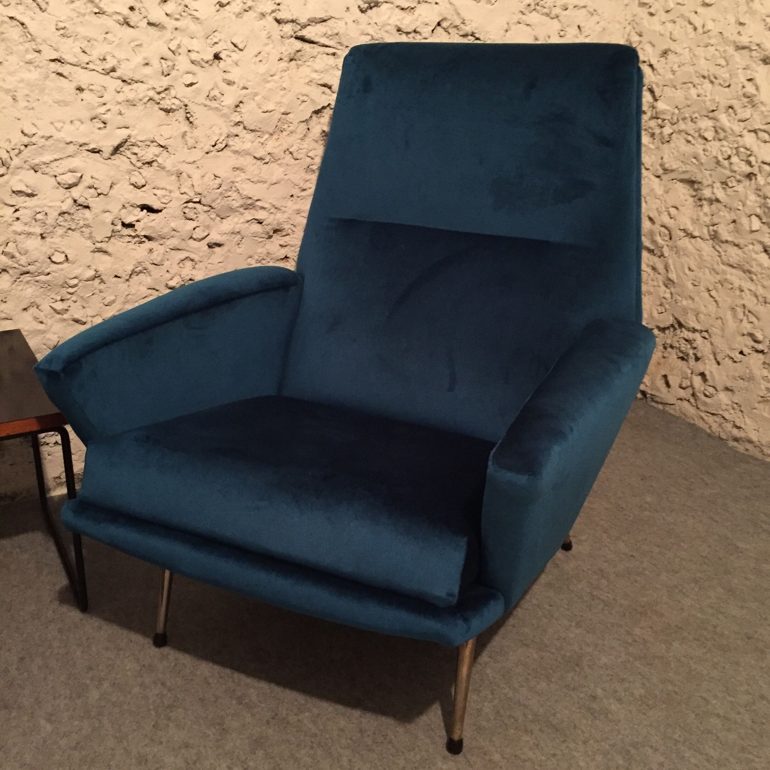 Pair of chairs of Guy Besnard in blue velvet