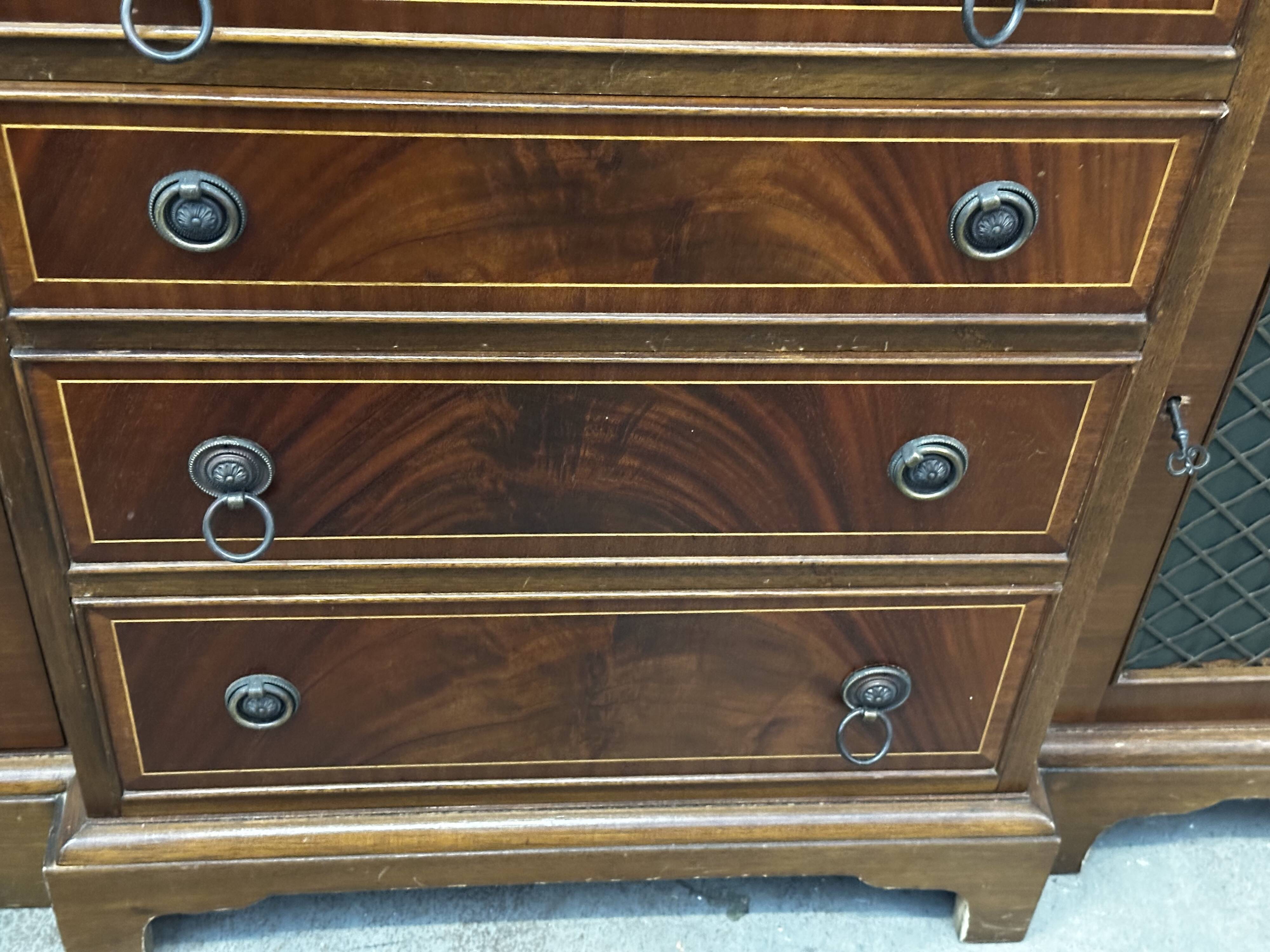 Buffet Anglais en acajou fin 19 e