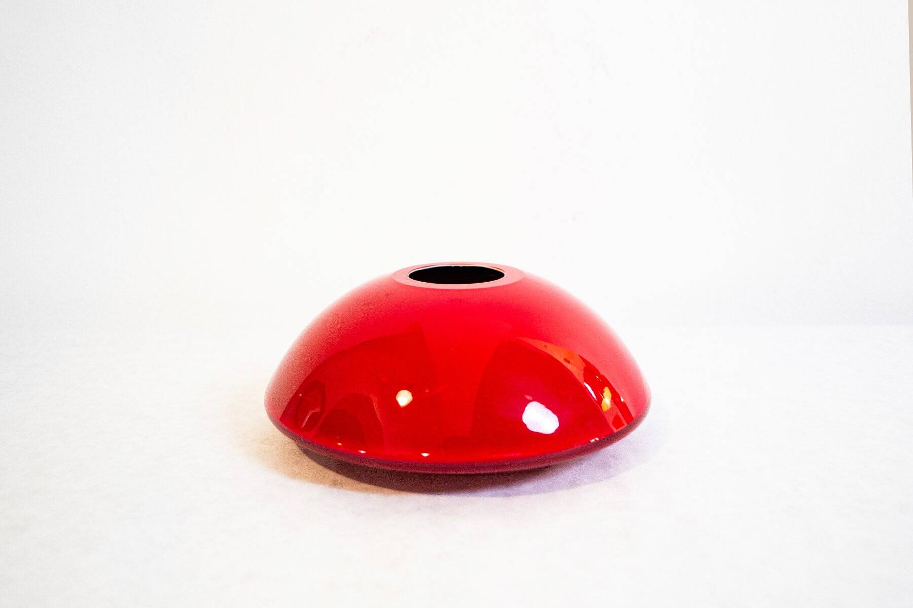 White and red glass vase by Walter Gropius for Rosenthal, 1969