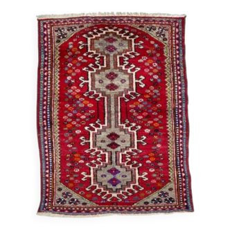 Thick wool oriental rug 112 × 144 cm