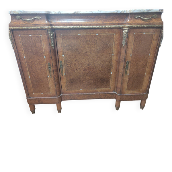 Buffet ancien en bois avec plateau marbre et ornements en bronze