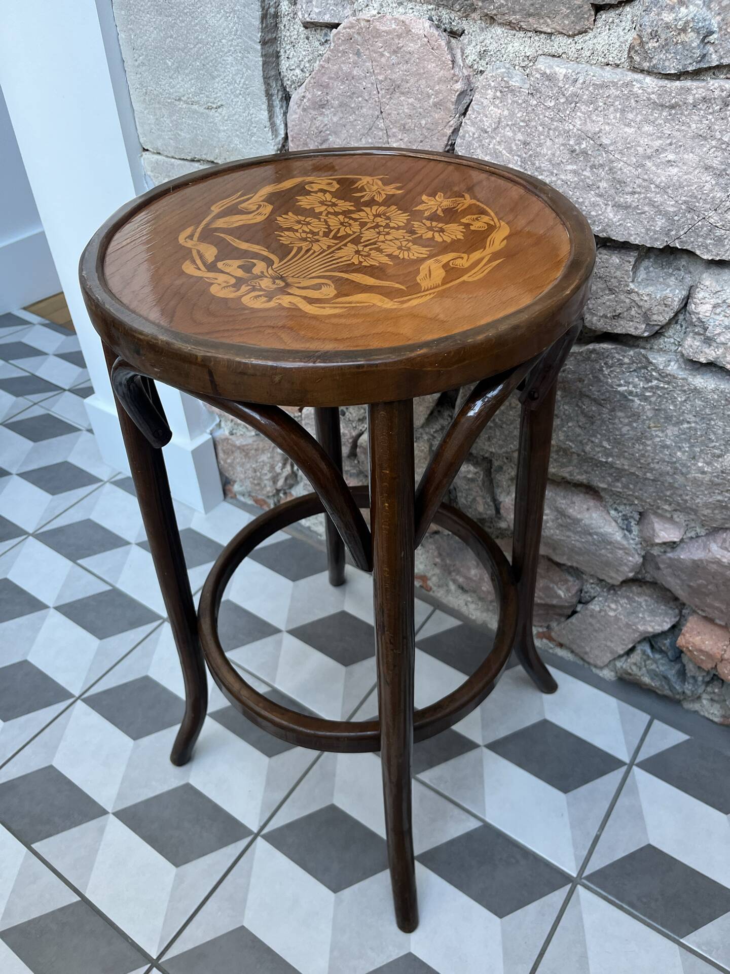 Tabouret haut de bar 1900 bois courbé« Marguerites »