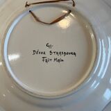 Set of 2 decorative plates