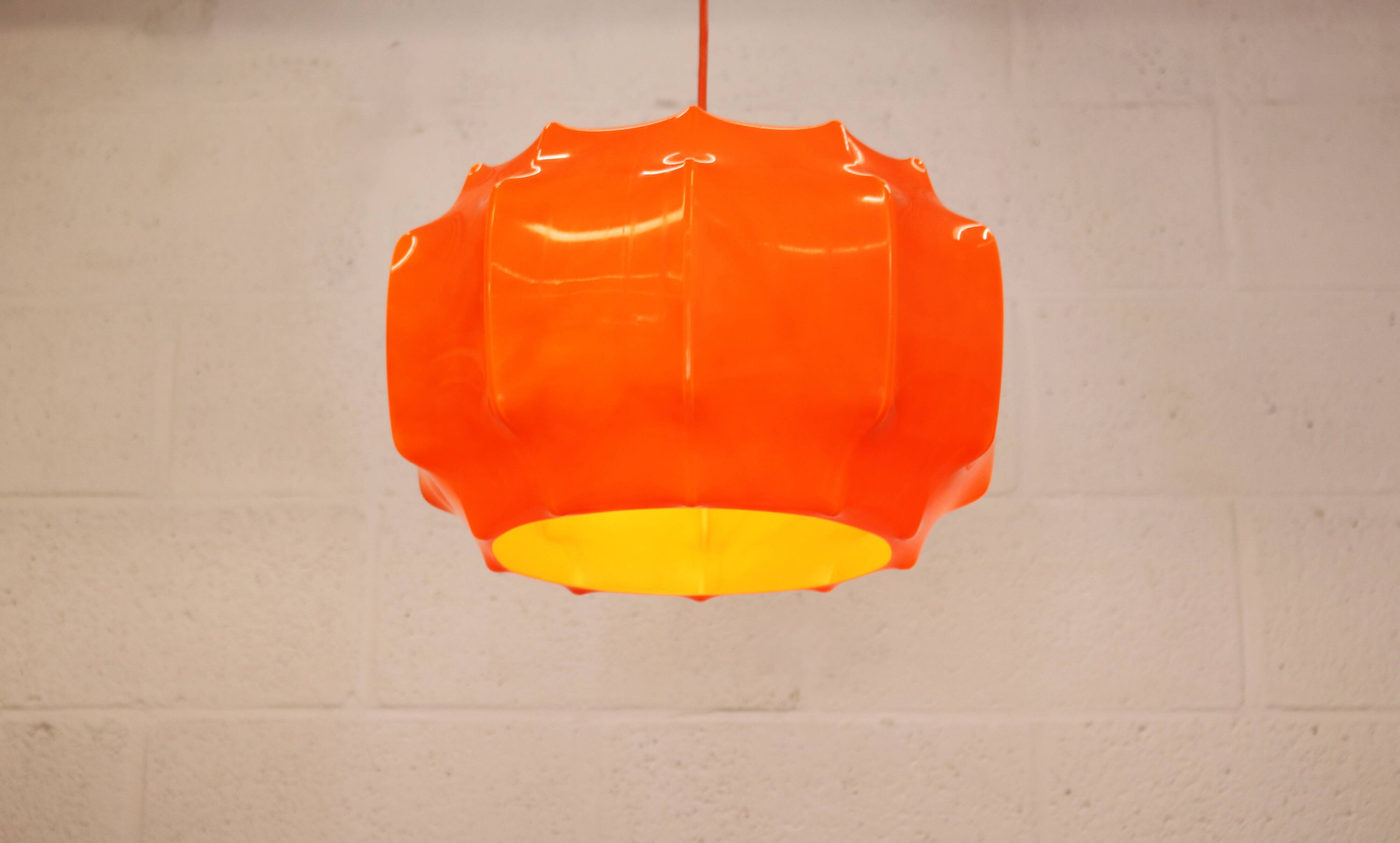 Space age cocoon pendant lamp*** Ilka Plast Waldrode *** German design