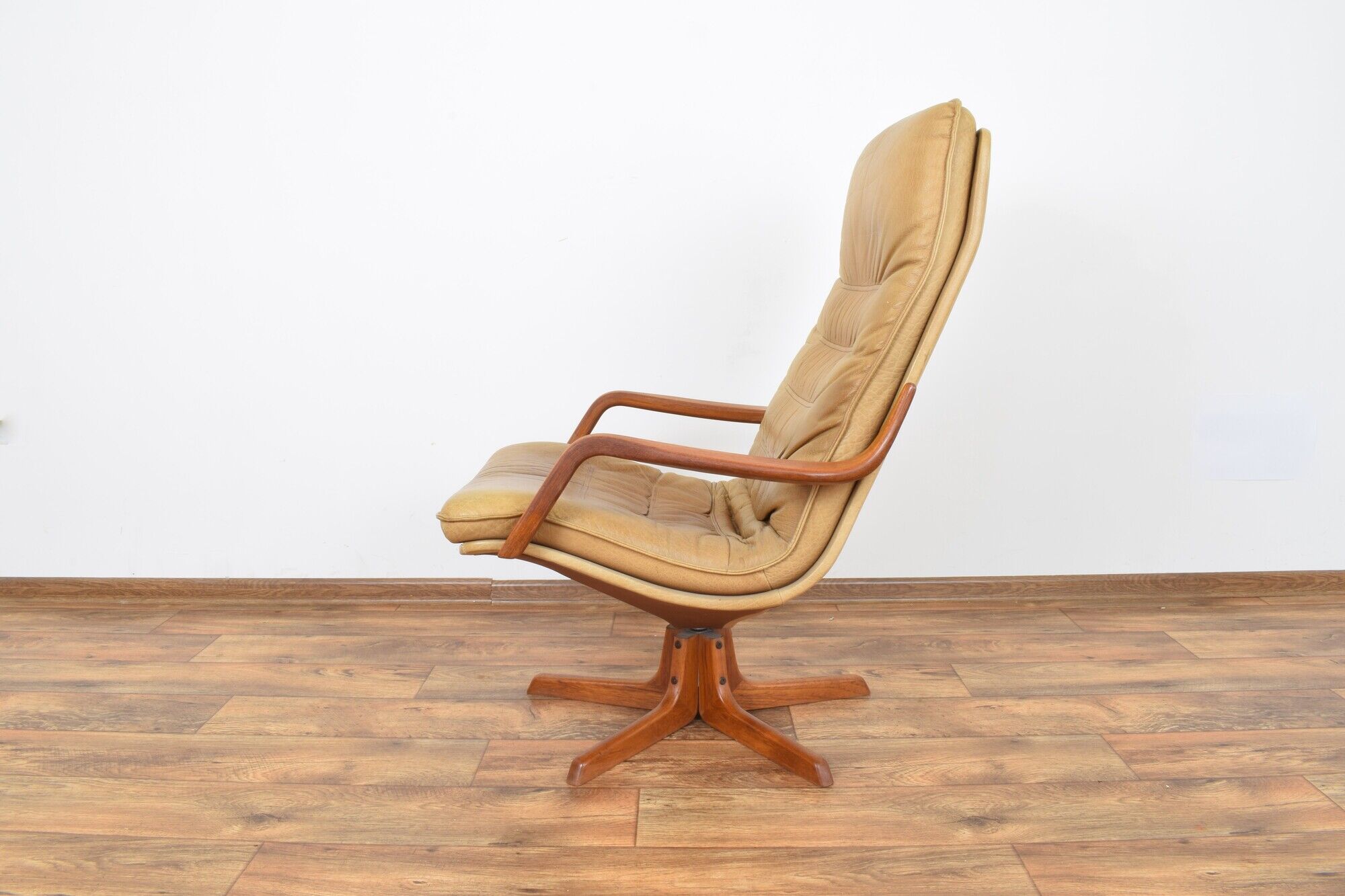 Mid-Century Office Chair with Ottoman from Berg Furniture, 1970s