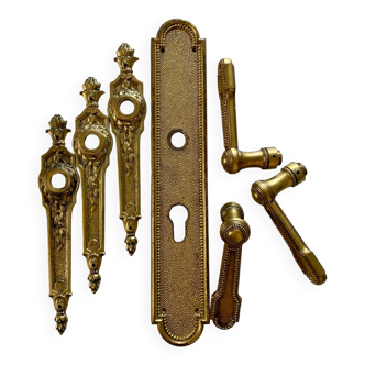 Set of bronze lock elements