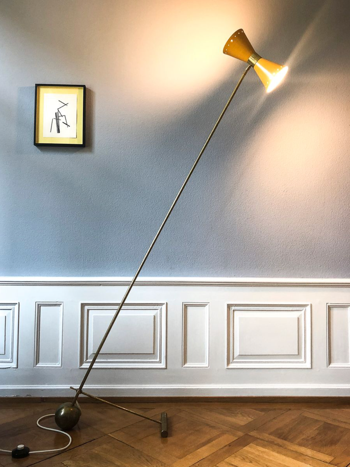 Mid-century italian yellow diabolo floor lamp
