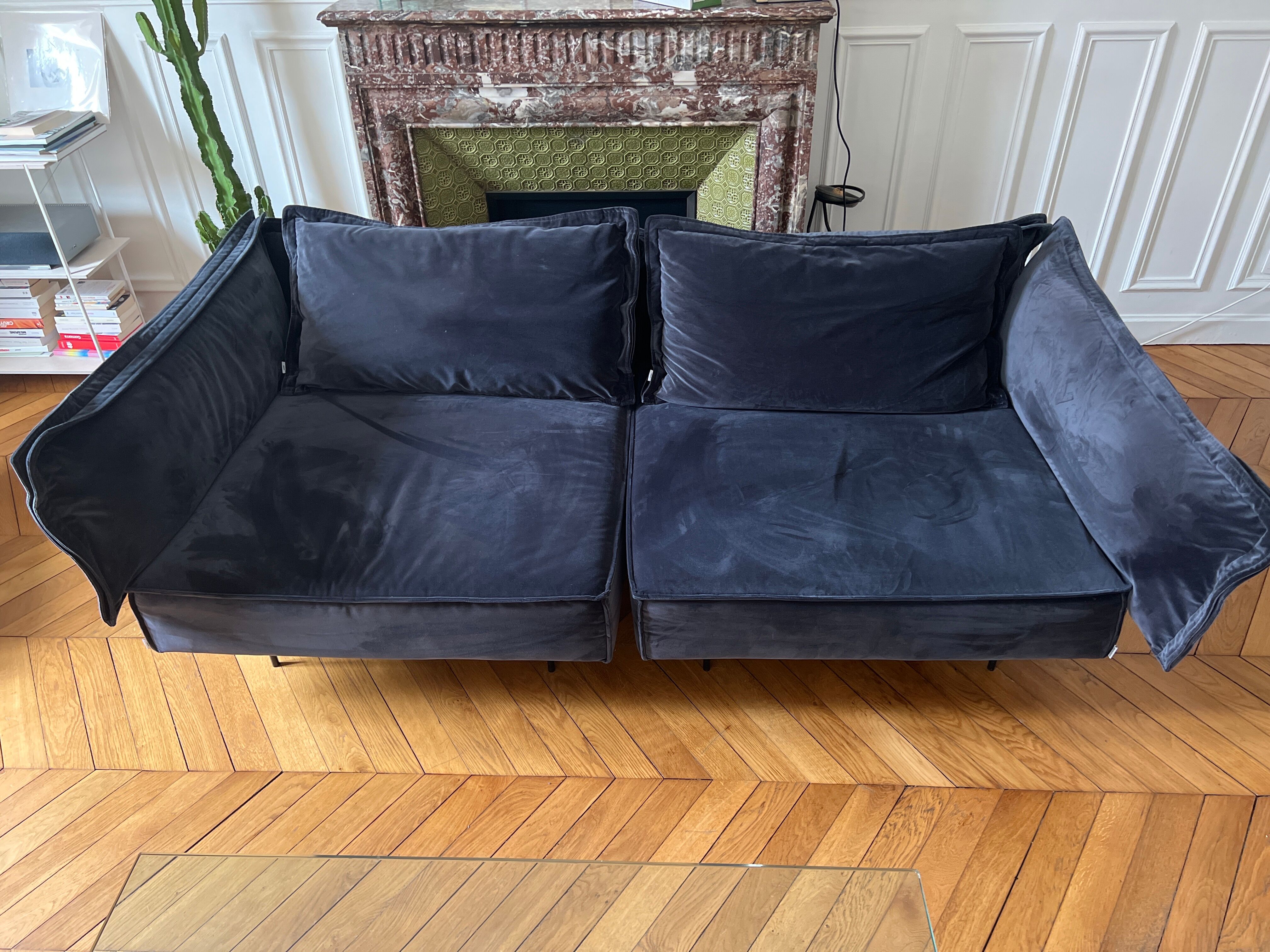2 seater sofa Dark Blue Velvet - HANDVÄRK