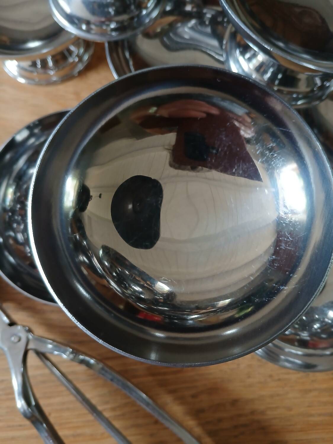 13 stainless steel ice cream cups + serving trolley