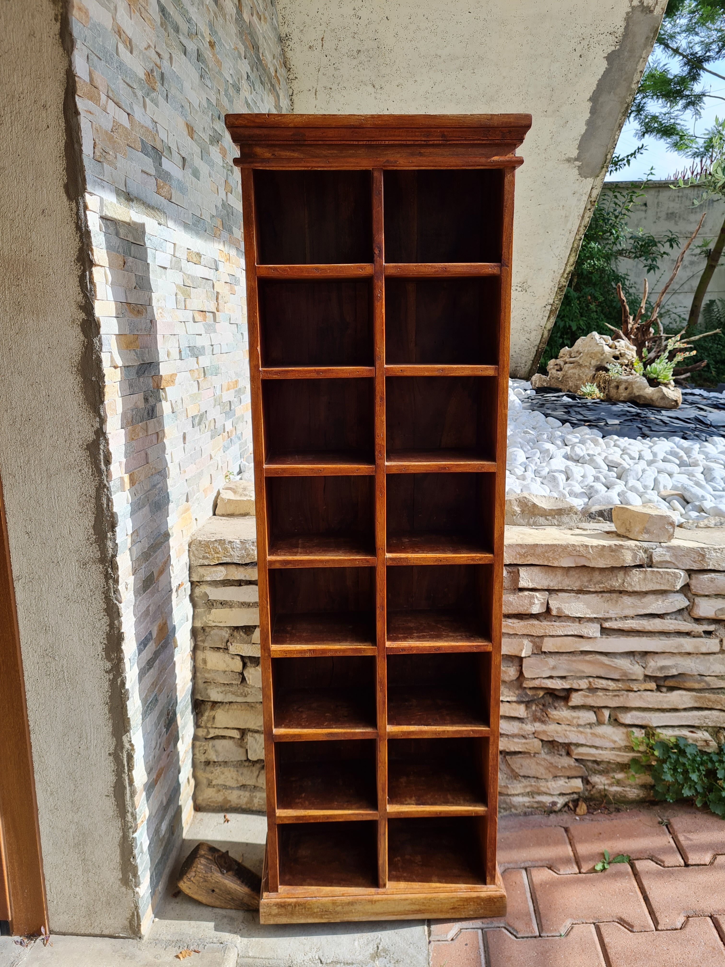 Furniture of 16 lockers in vintage solid wood