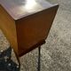Commode vintage pieds compas.