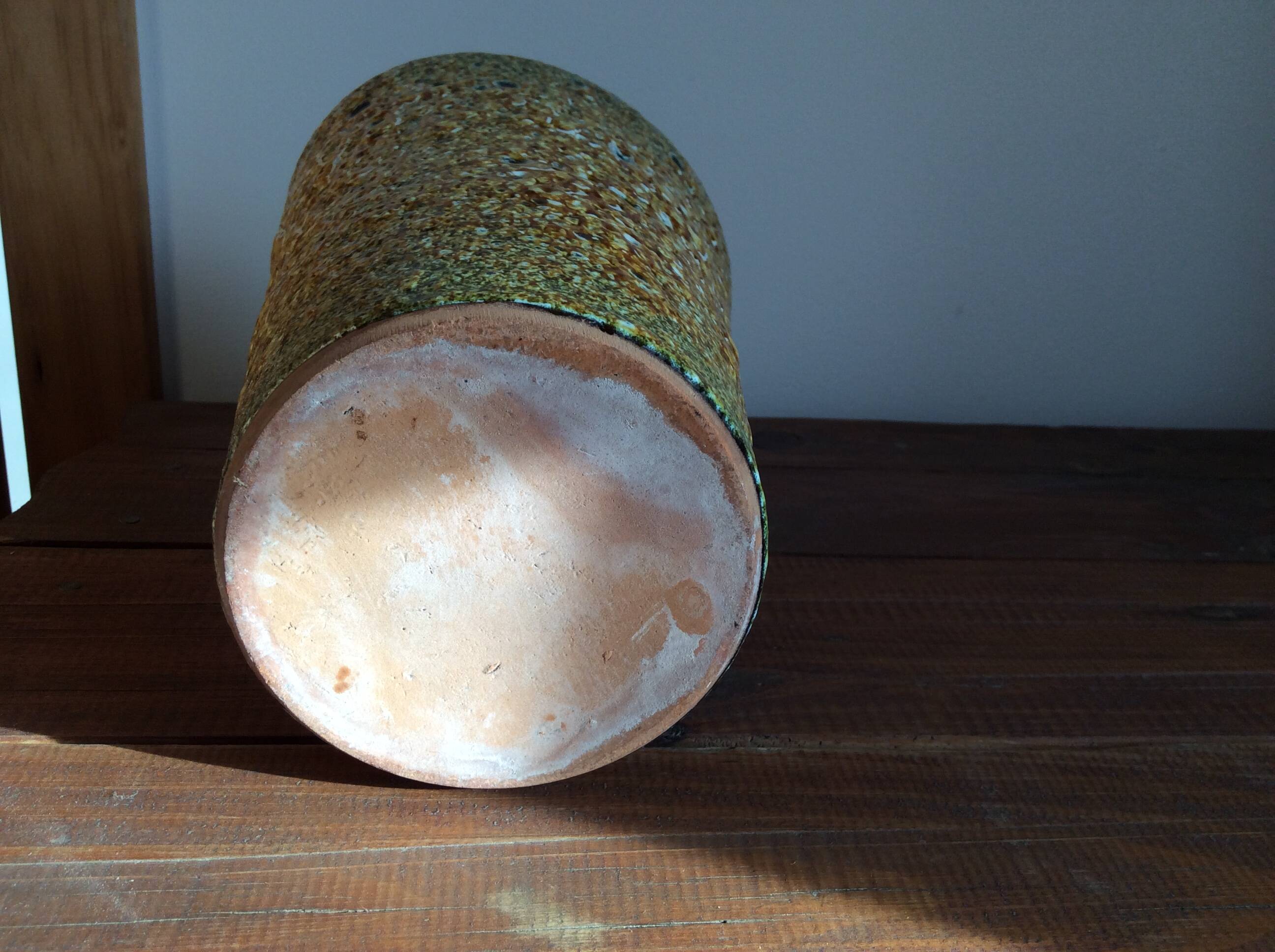 Ceramic vase