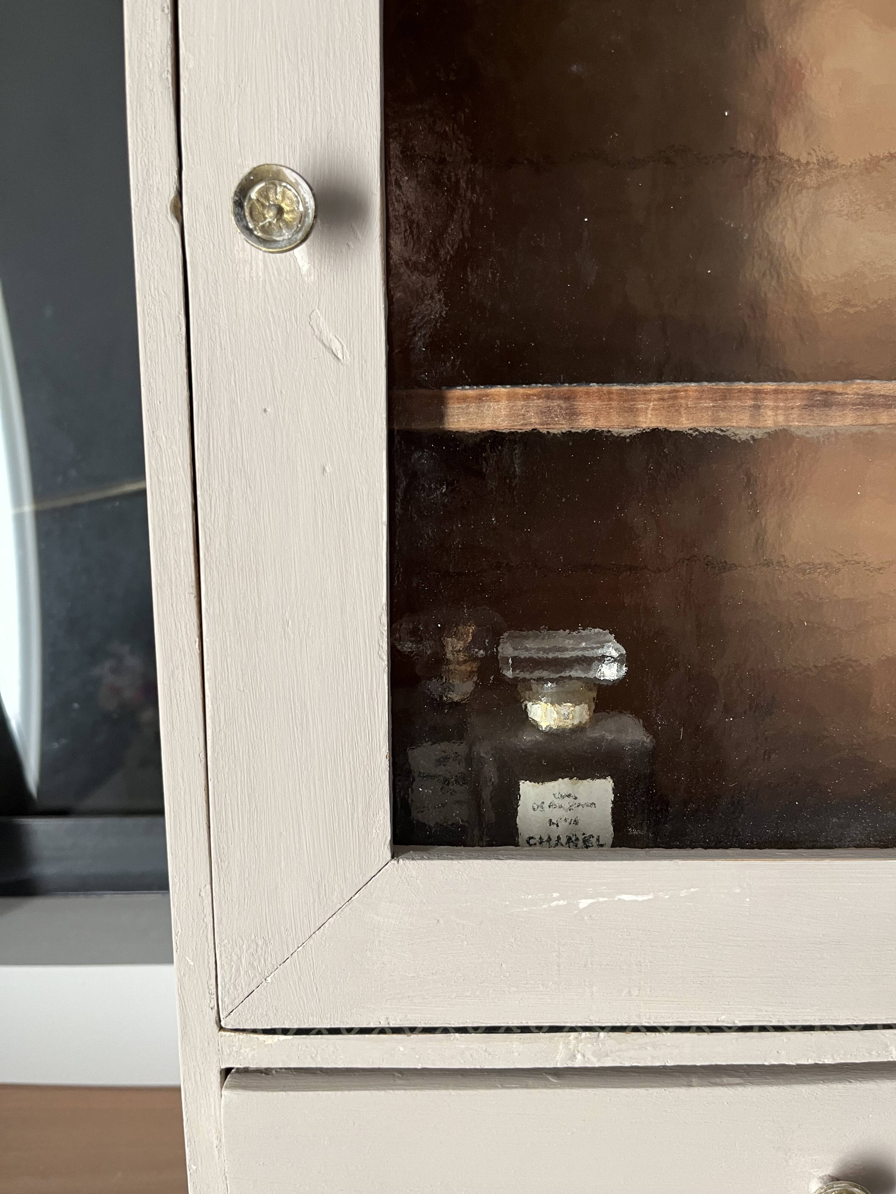 Armoire à pharmacie