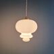 Trio de suspensions scandinaves en opaline blanche, 1960