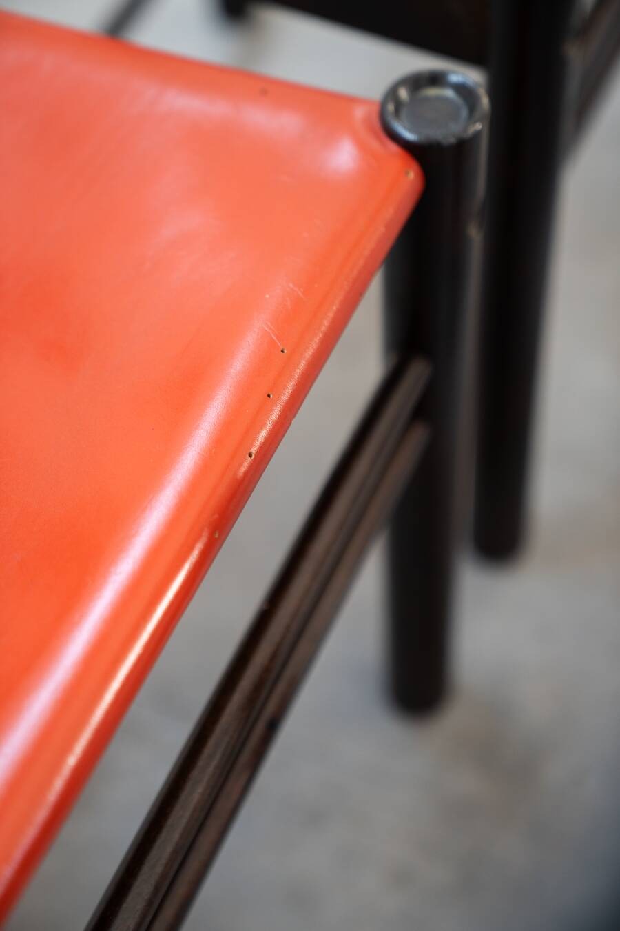 Table and 6 chairs mod. ibisco, 70's/80's