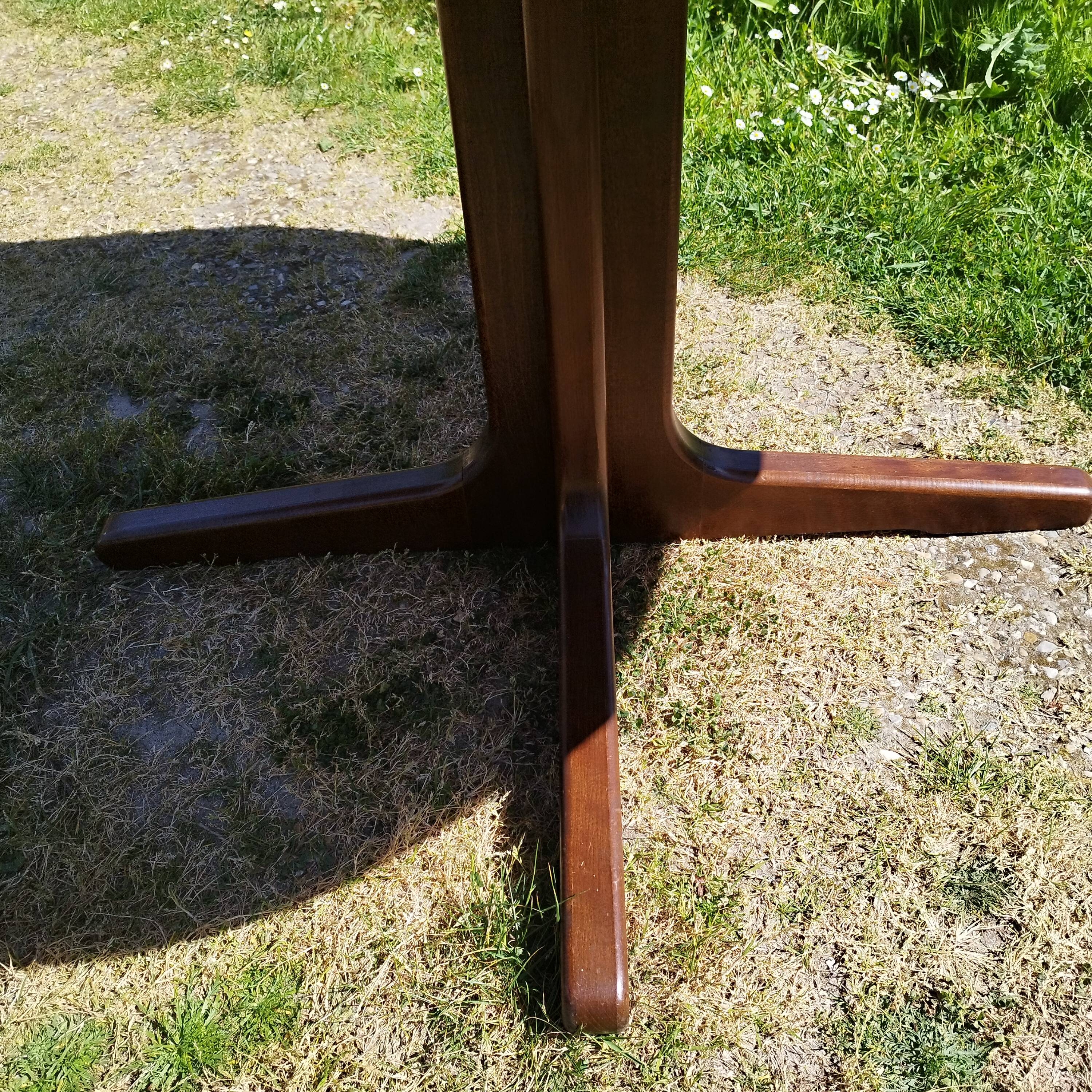 Vintage Kofod Larsen table