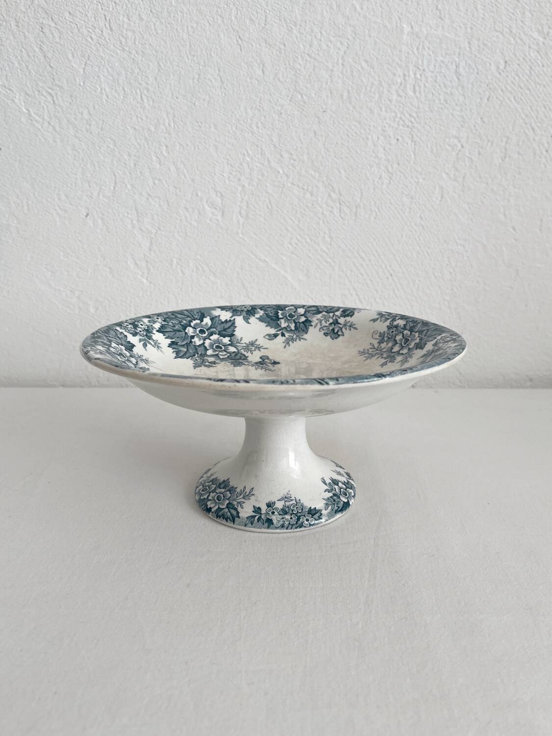 Ironware fruit bowl “Marie Louise” Saint Amand and Hamage