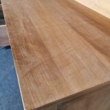 Oak chest of drawers