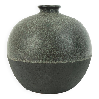 Spherical mid century ceramic vase puristic design fat lava glaze mix 60s 7