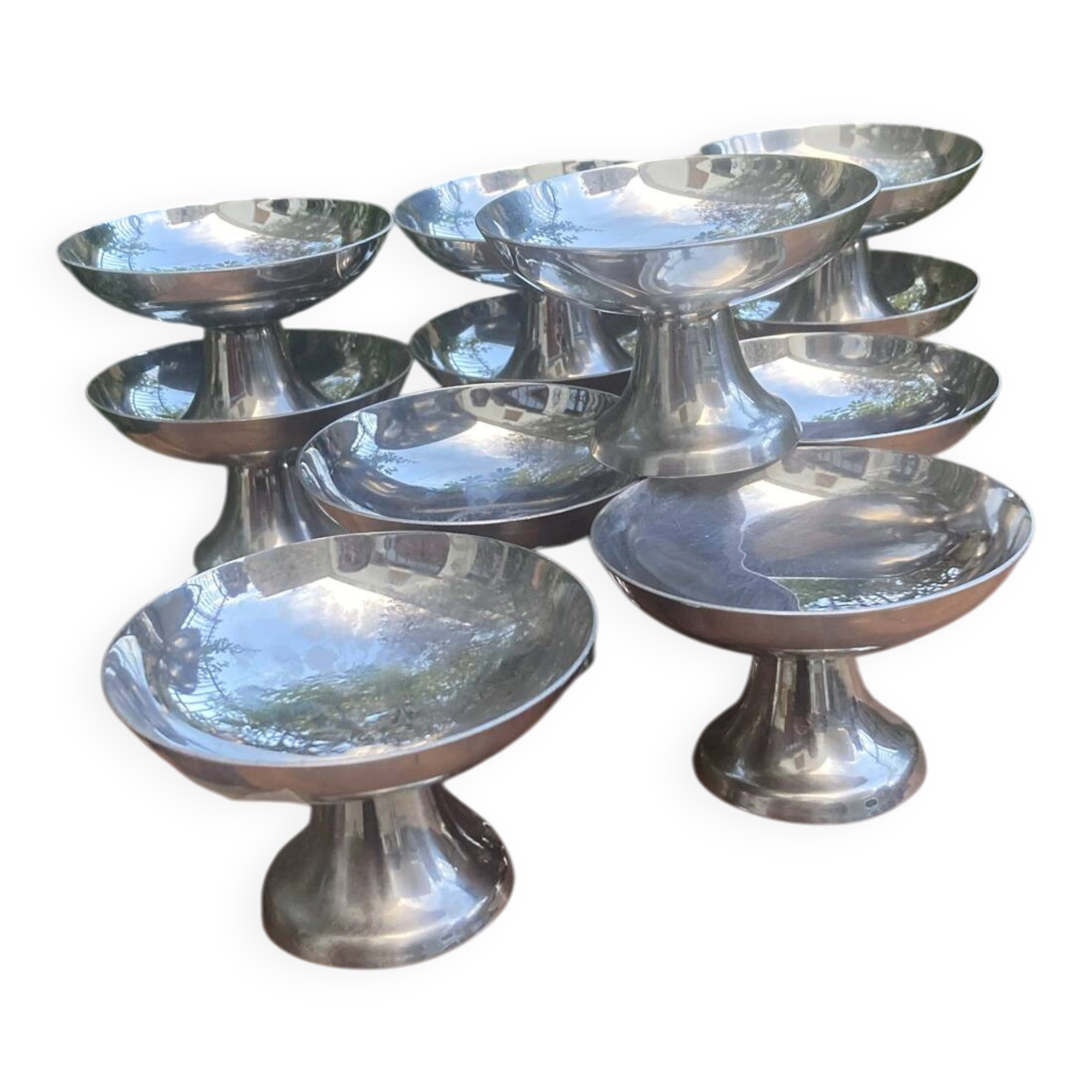 Vintage chic ice cream cup by Guy Degrenne