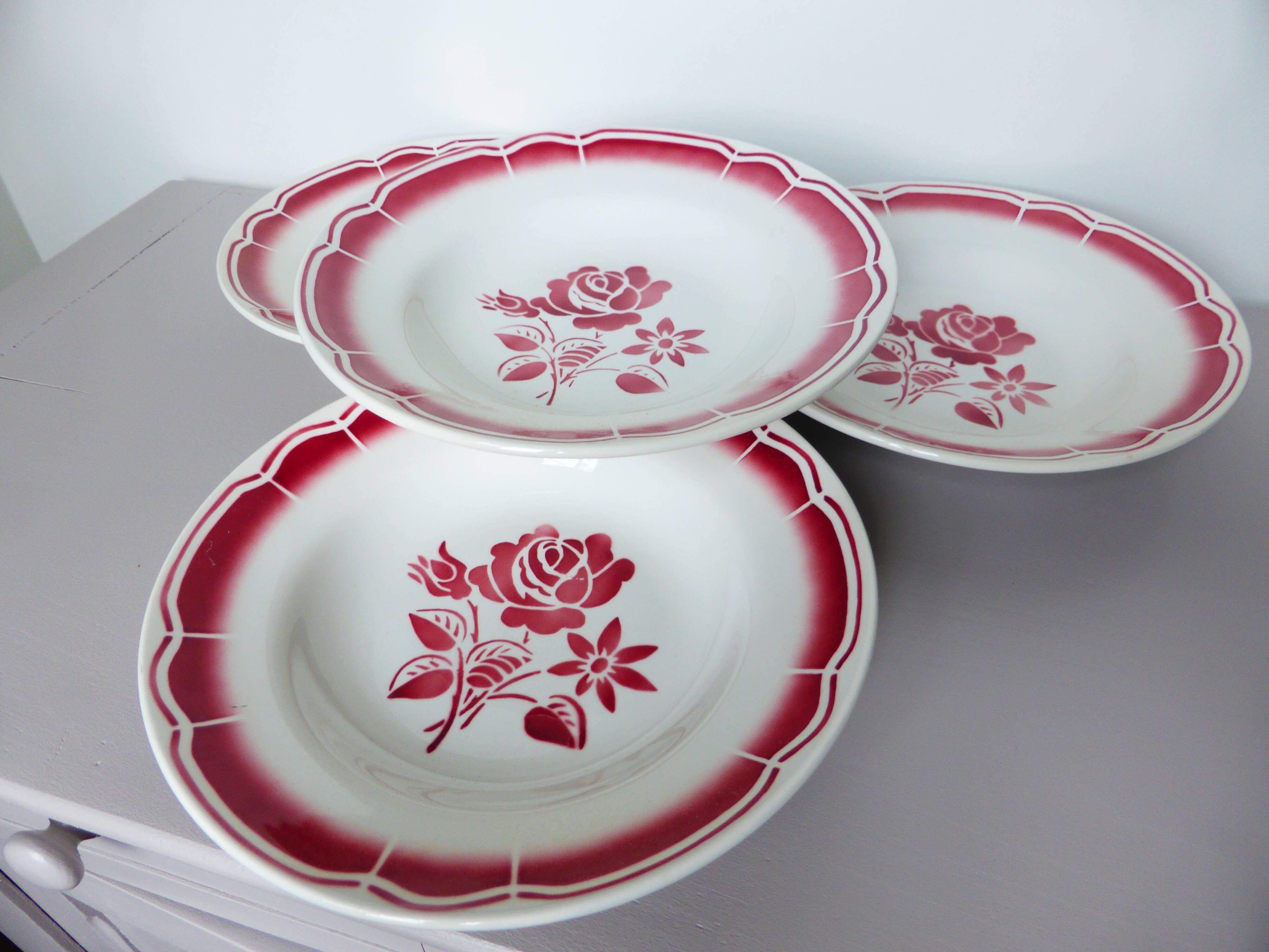 4 vintage porcelain soup plates 2008155