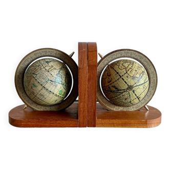 Vintage bookends globe world