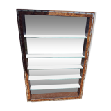 Shelved unit