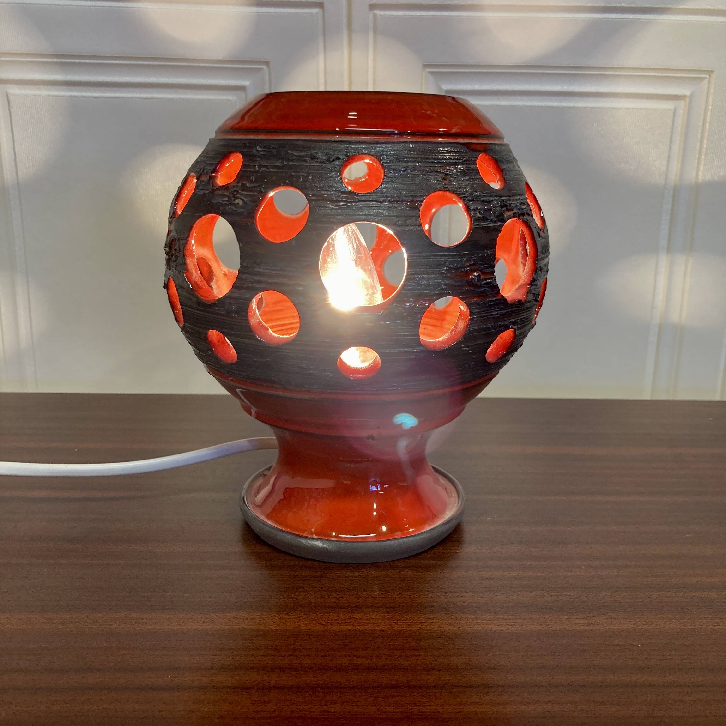 Ceramic lamp, 1960s design.
