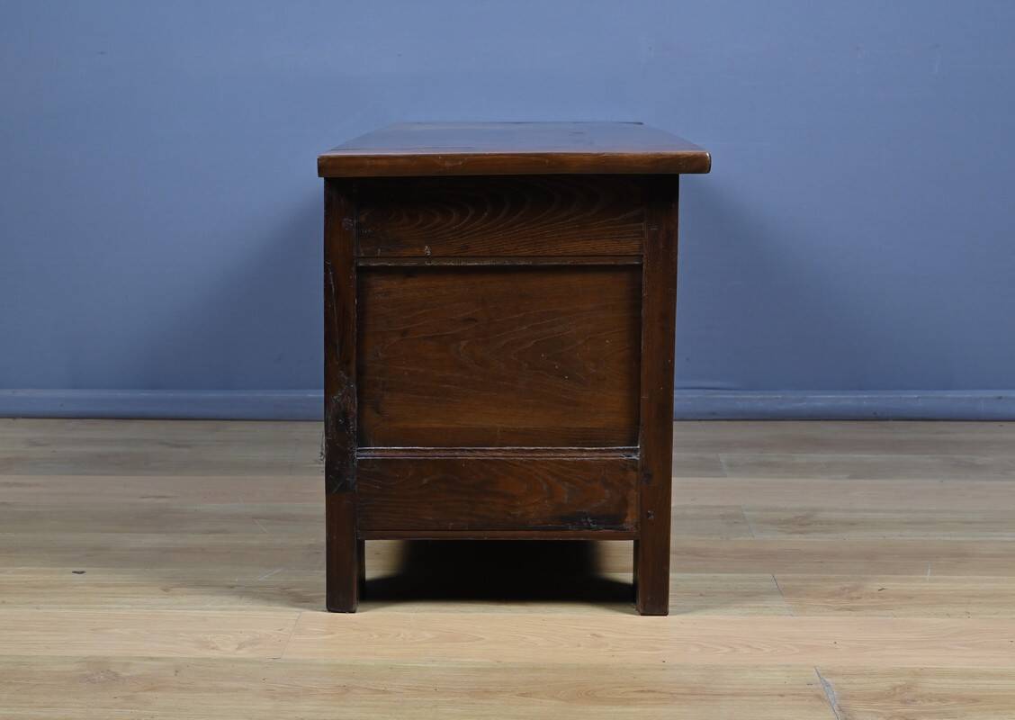 Chestnut crib – late 19th century