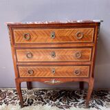 Commode de style transition en marqueterie