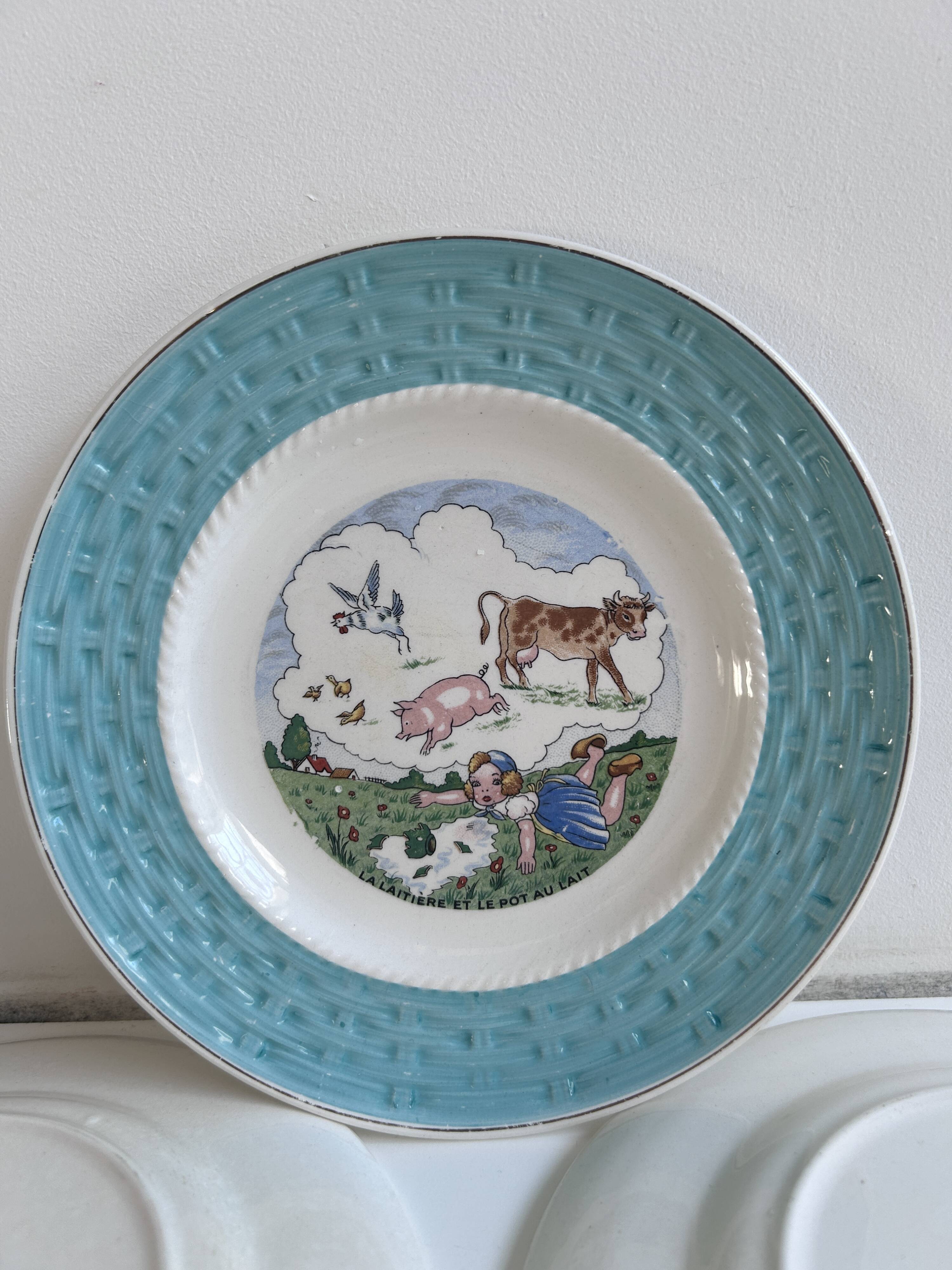 Set of 7 antique plates 18 cm – Fables de La Fontaine – turquoise decoration