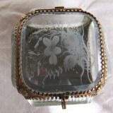 Napoleon III jewellery box bevelled glass engraved box box