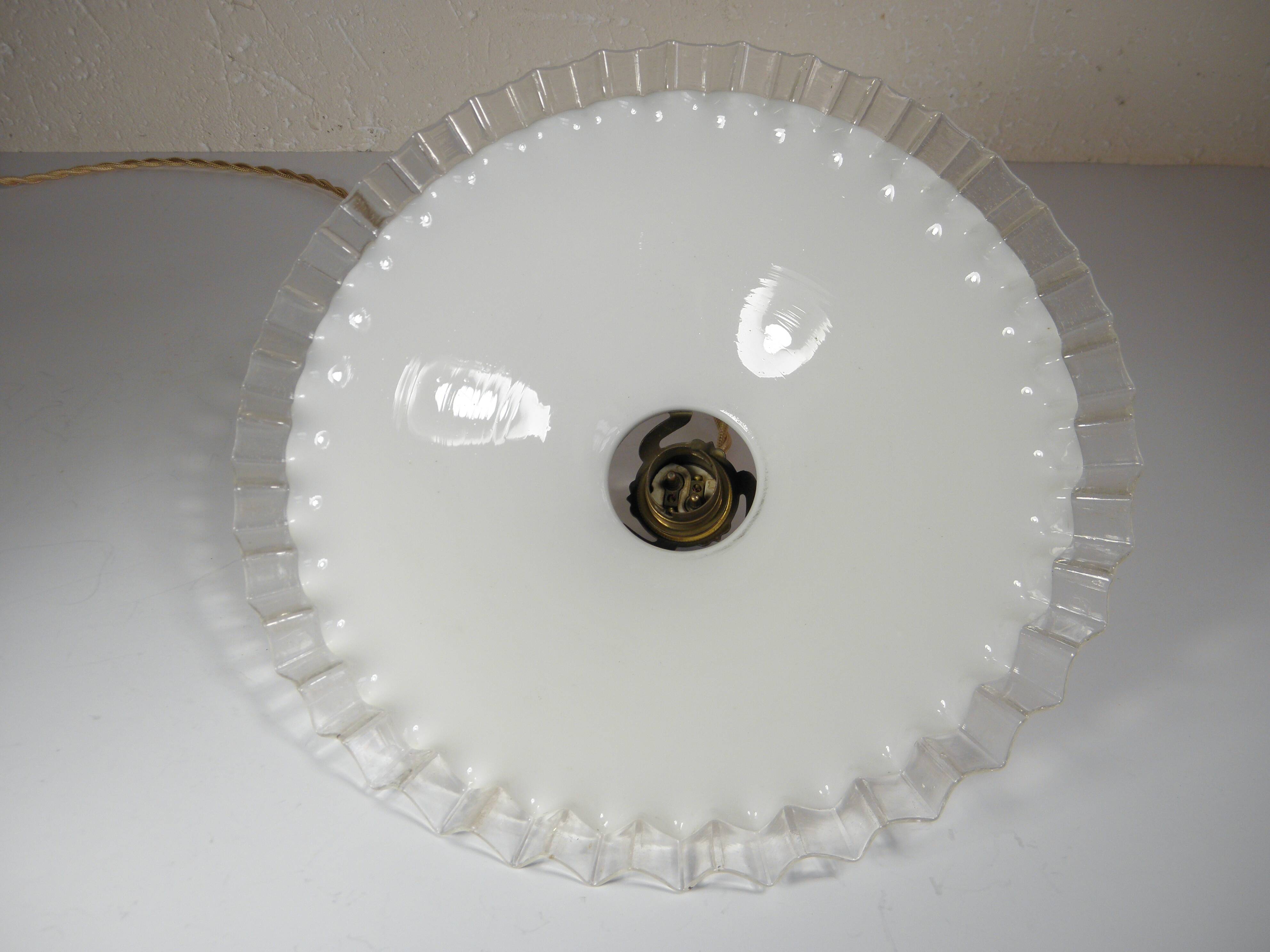 "RISE AND LOWER" SUSPENSION in OPALINE