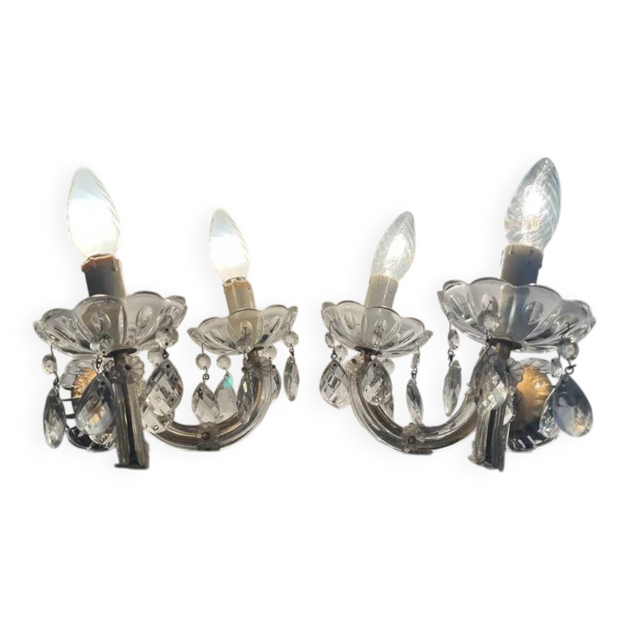 Pair of wall lights with pendants