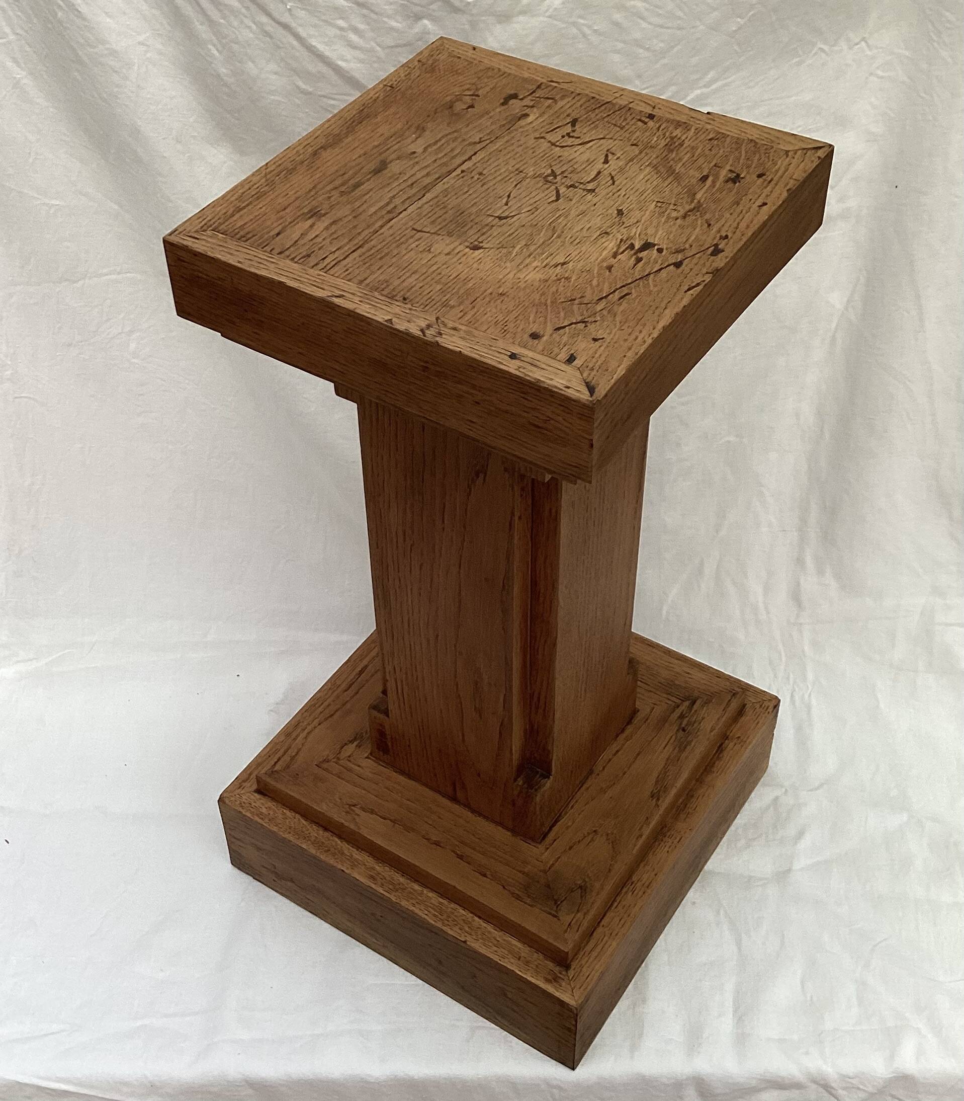 Oak wood column dimensions: height -70cm - width -38cm-