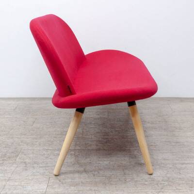 Softline orlando fuchsia sofa