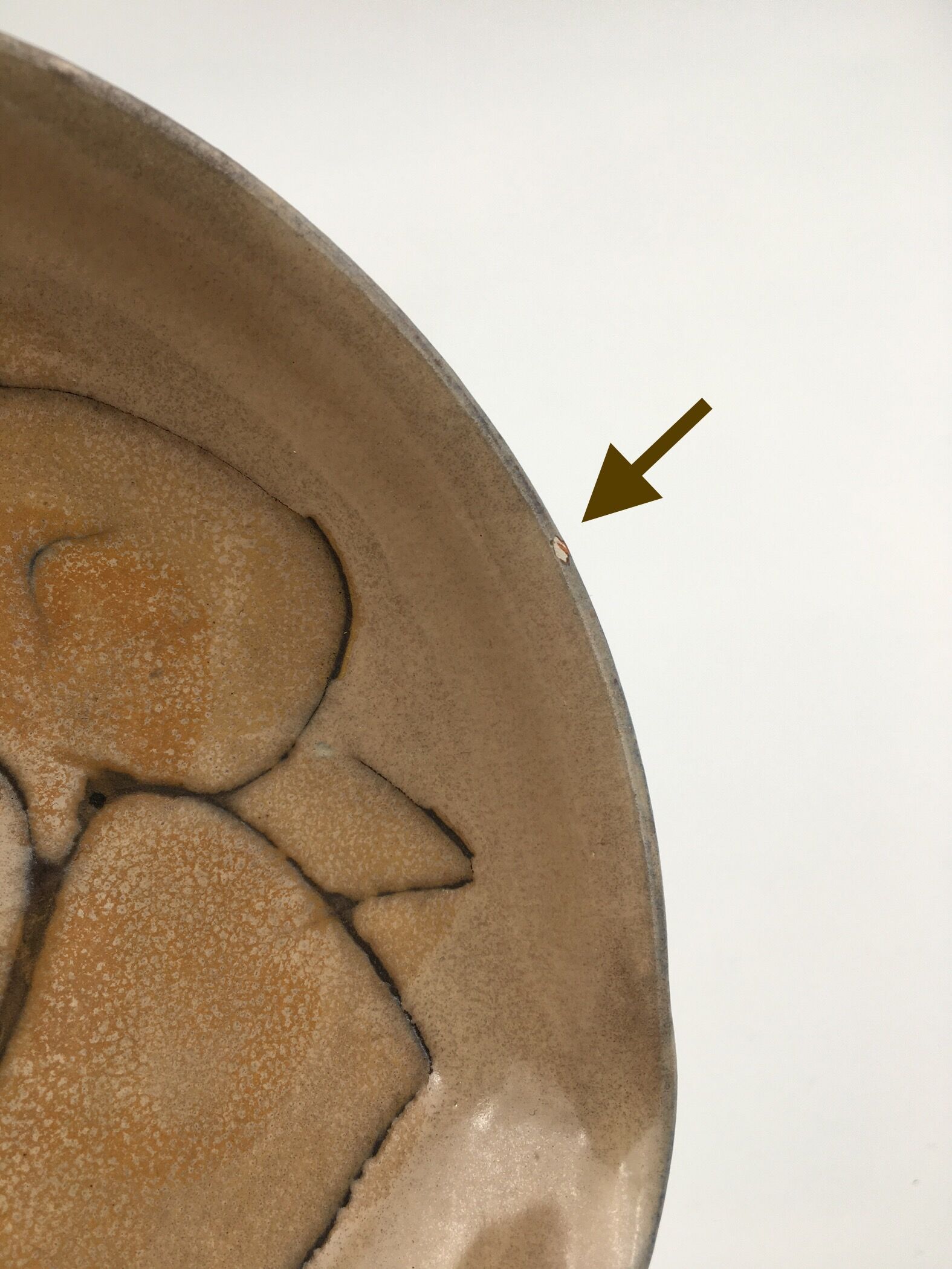 Vintage beige ceramic bowl, signed Atelier La Roue, Vallauris - 1960s