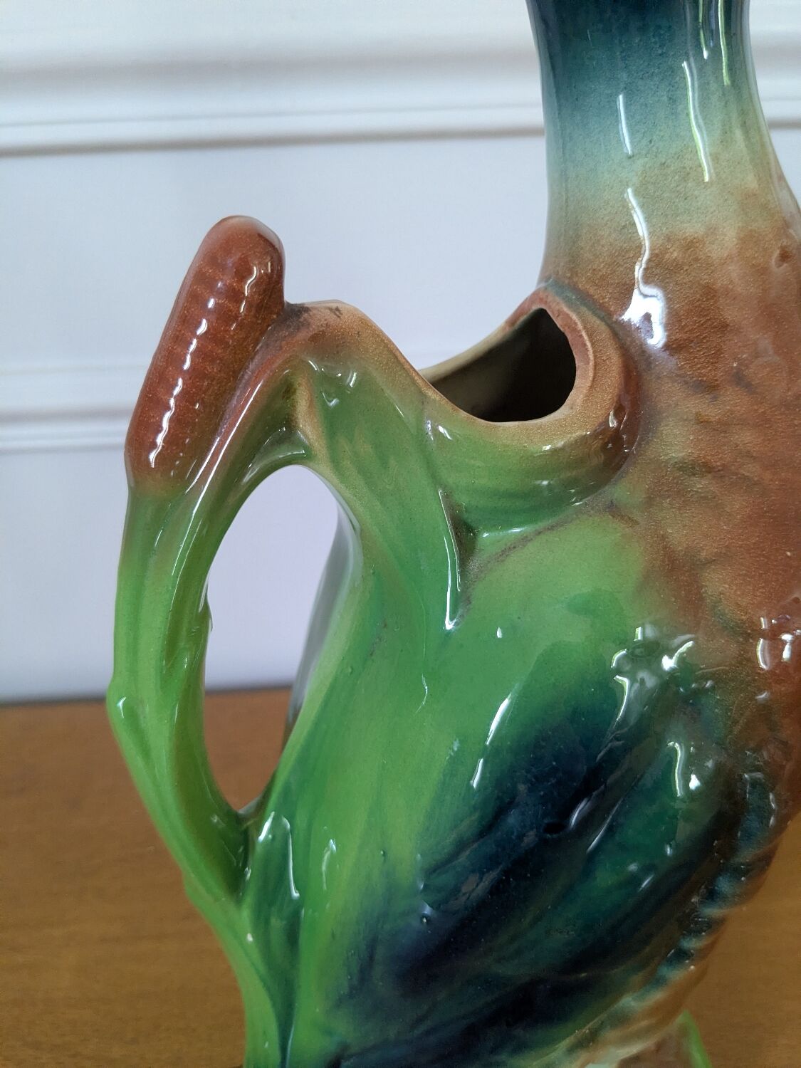 Duck pitcher