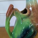 Duck pitcher